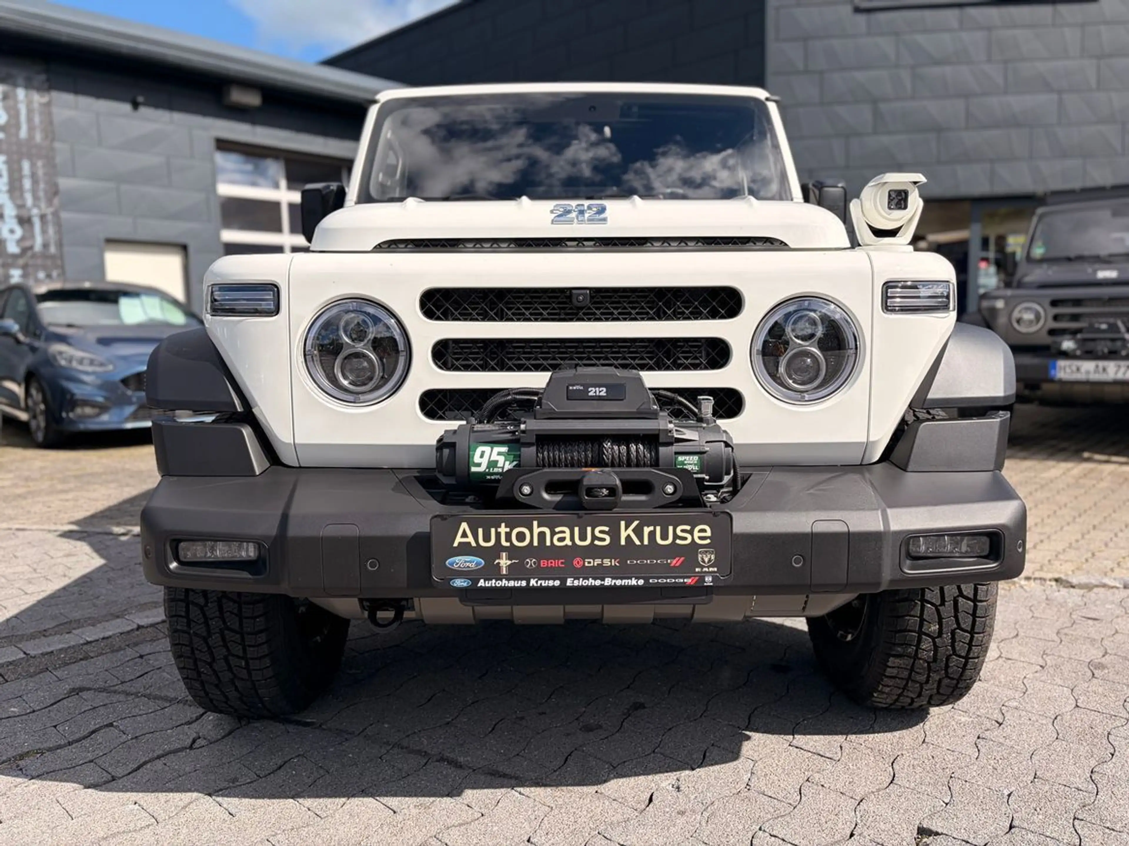 BAW 212 Offroader LED Seilwinde Leder 2.0 Automatik — photo 3