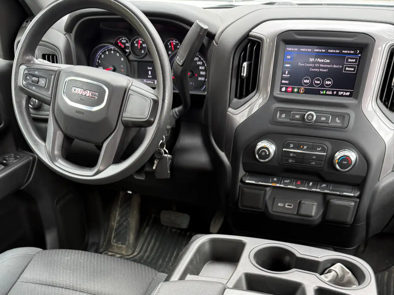 GMC Sierra 1500 photo GMC Sierra 1500