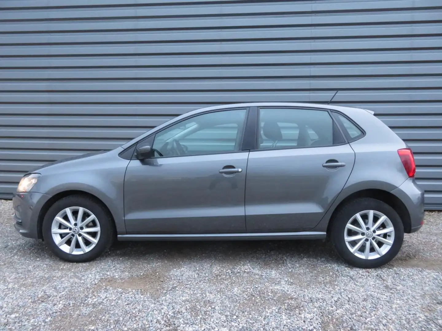 Volkswagen Polo Polo 1.2 TSI BlueMotion - 90  V 6R Lounge PHASE 2 Gris - 2