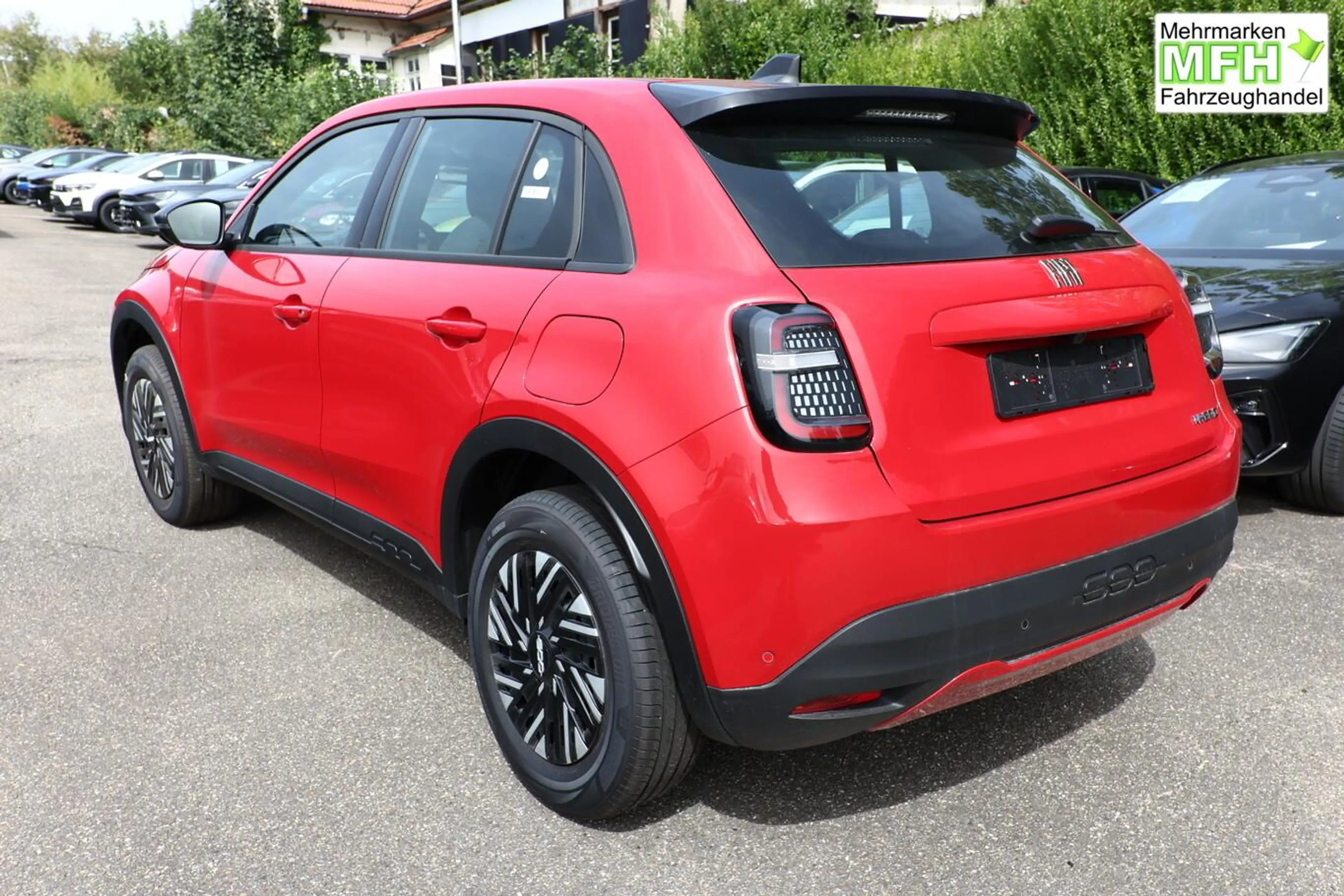 Fiat 600 Icon Hybrid SHZ Keyl Nav Kam 2xPDC LED DigC Car... — photo 3
