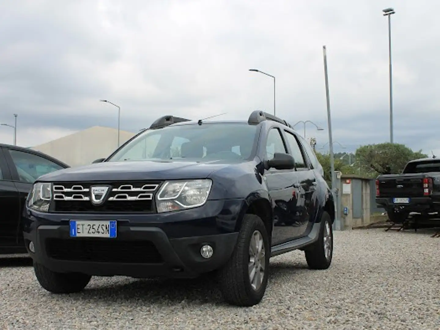 Dacia Duster 1.6 Laureate Gpl iva esposta - 1