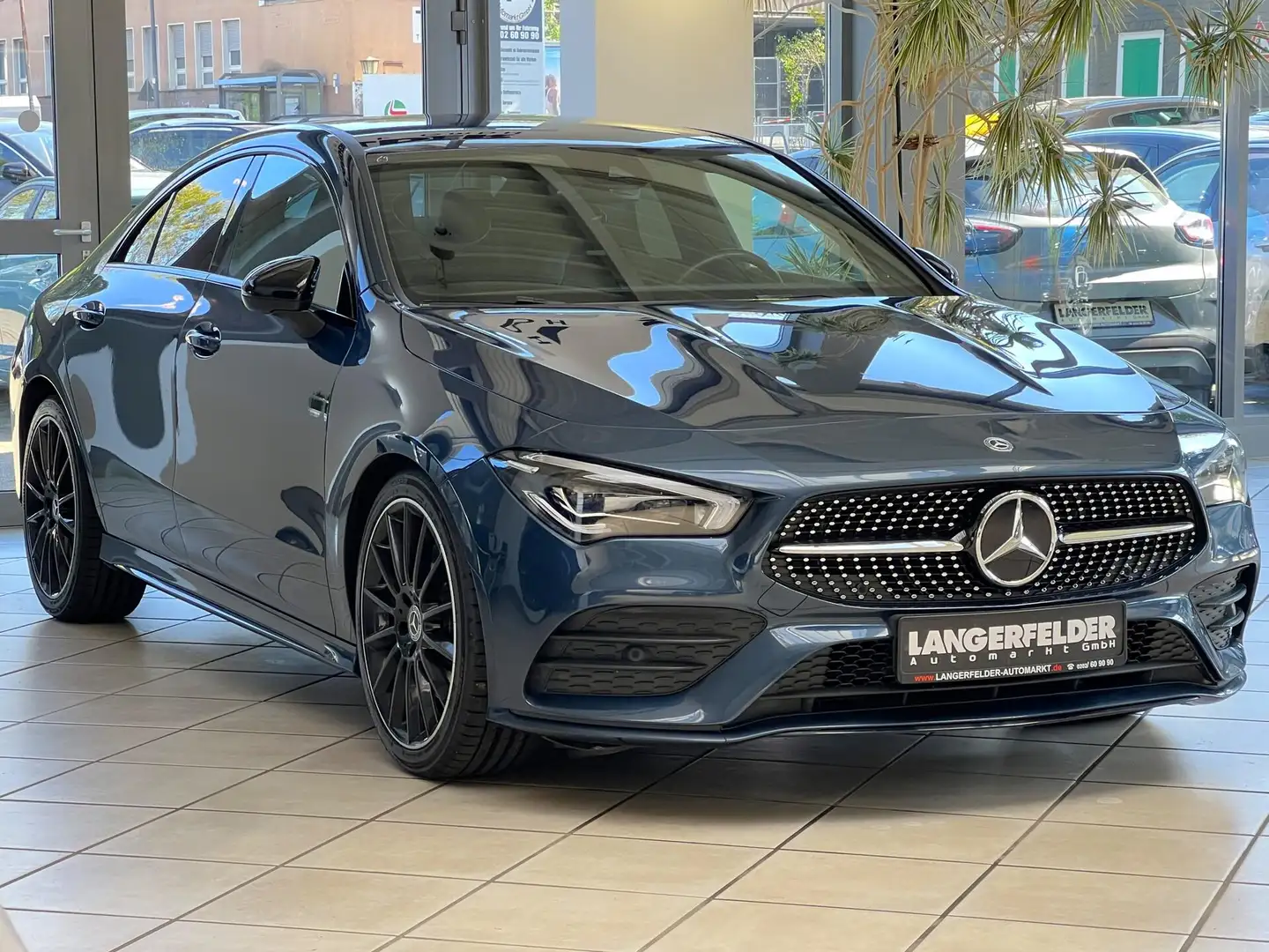 Mercedes-Benz CLA 200 CLA 200 AMG Line Multibeam|Burmester|Kamera|SHZ Blau - 1