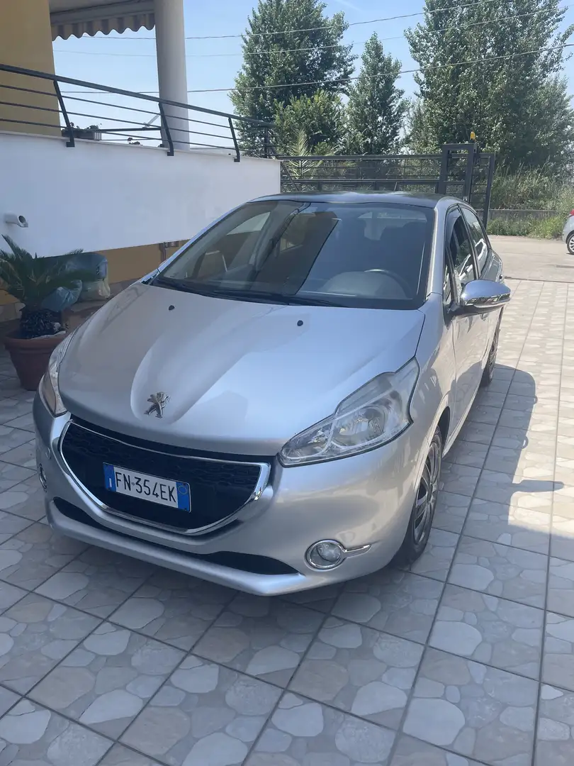 Peugeot 208 5p 1.4 hdi 8v Active - 2