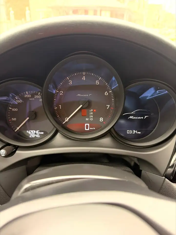 Porsche Macan снимка Porsche Macan