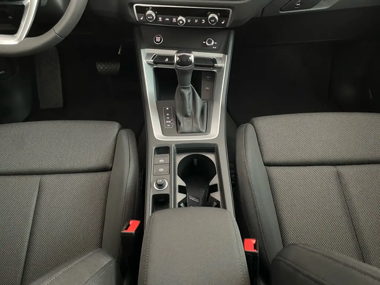 Audi Q3 advanced 35 TFSI ACC+PDC+RFK+CARPLAY+DAB+LED+ 11