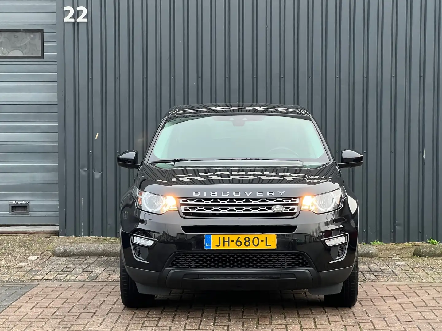 Land Rover Discovery Sport 2.0 TD4 Urban Series Pure||1e Eigenaar|Zeer Nette Zwart - 2