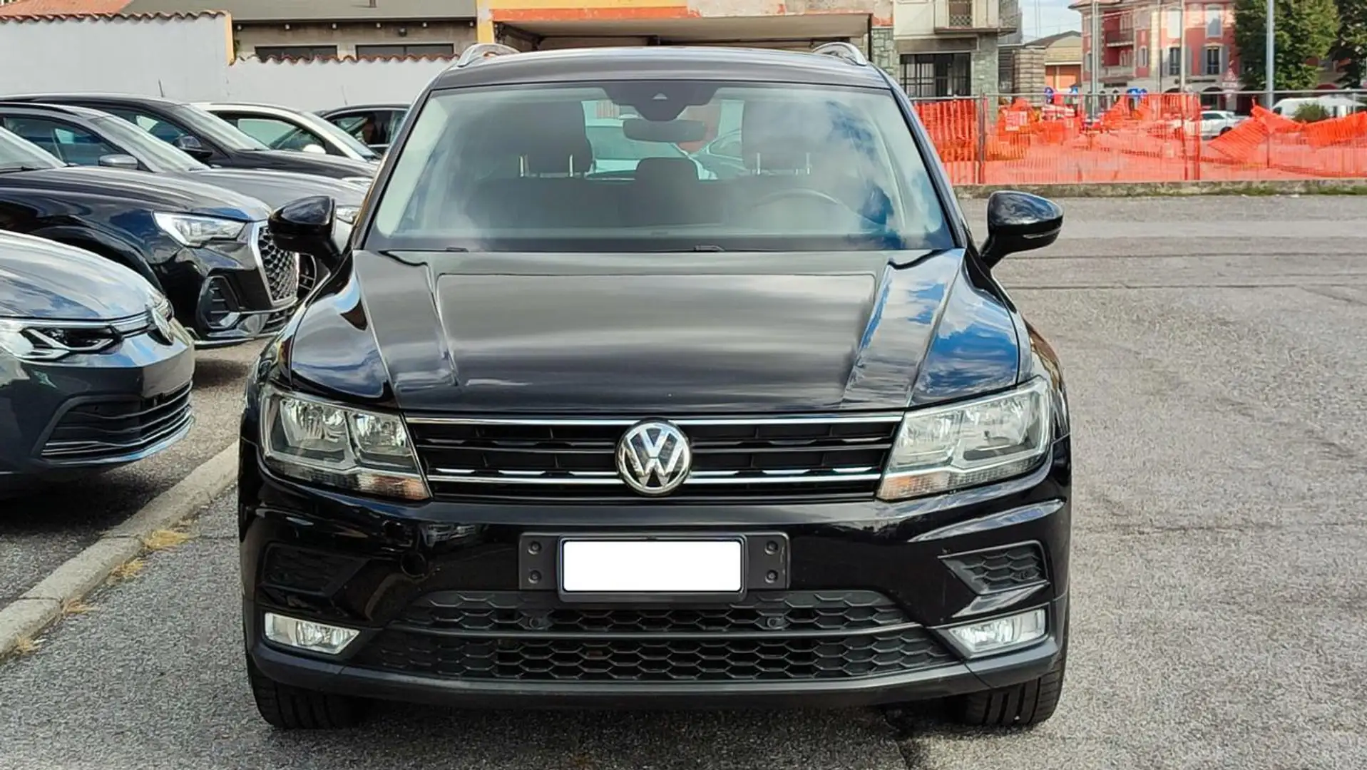 Volkswagen Tiguan 1.6 TDI Business BMT Nero - 2