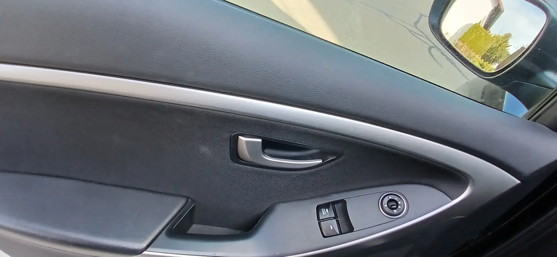 Hyundai i30 i30 1.4 Trend Schwarz - 2
