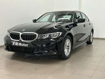 318dA