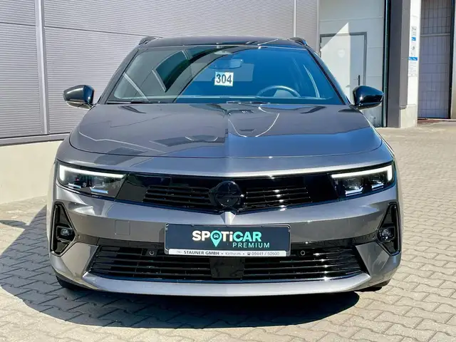 Opel Astra view 5