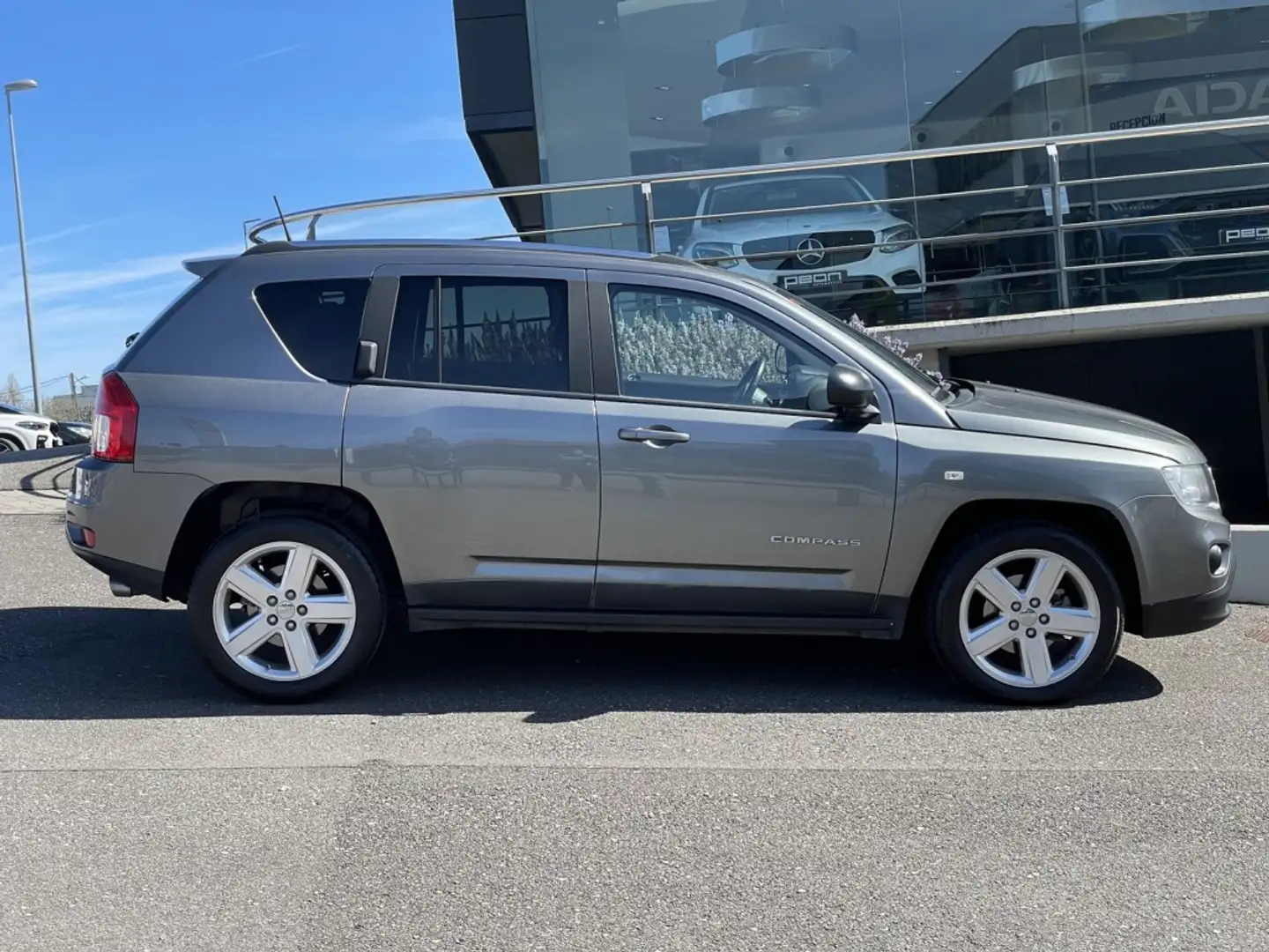 Jeep Compass 2.2CRD Limited 4x2 Gris - 2