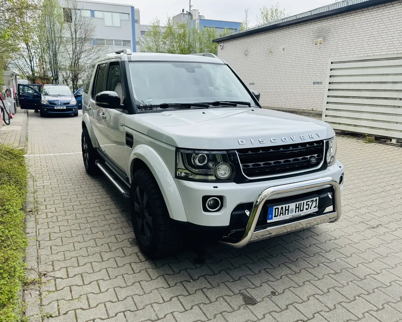 Land Rover Discovery V6 Landmark*Voll*StndHz*Pano*Leder*AHK*Euro6 Blanco - 1