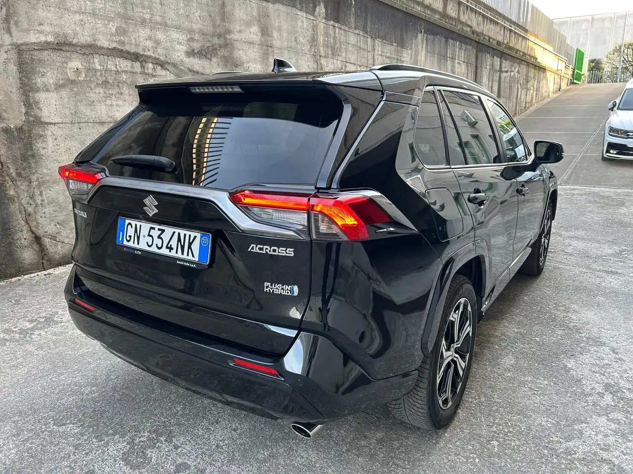 Suzuki Across Across Across 2.5 phev Top 4wd e-cvt 5
