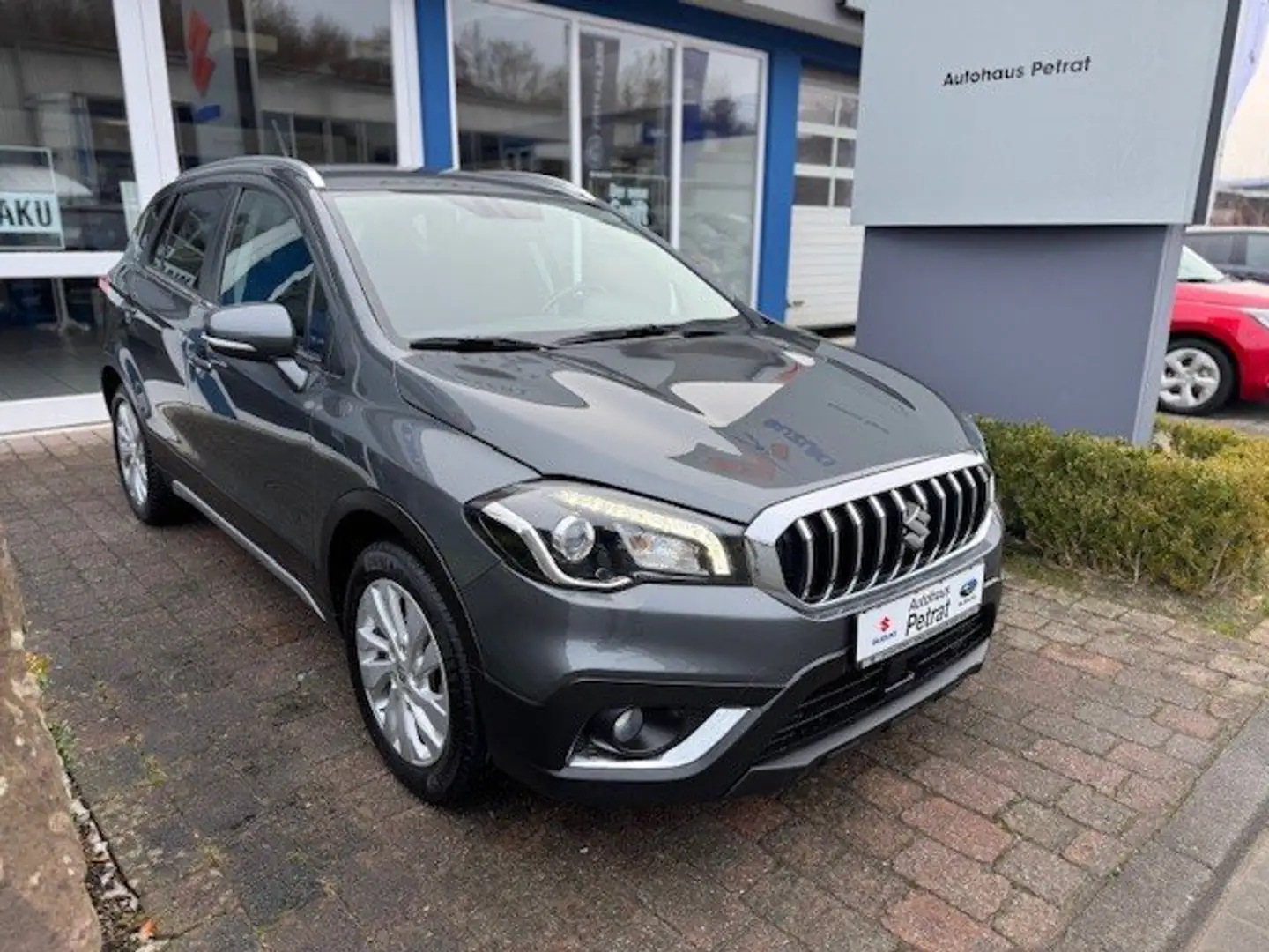 Suzuki SX4 S-Cross Comfort 4x4 Hybrid Gris - 2