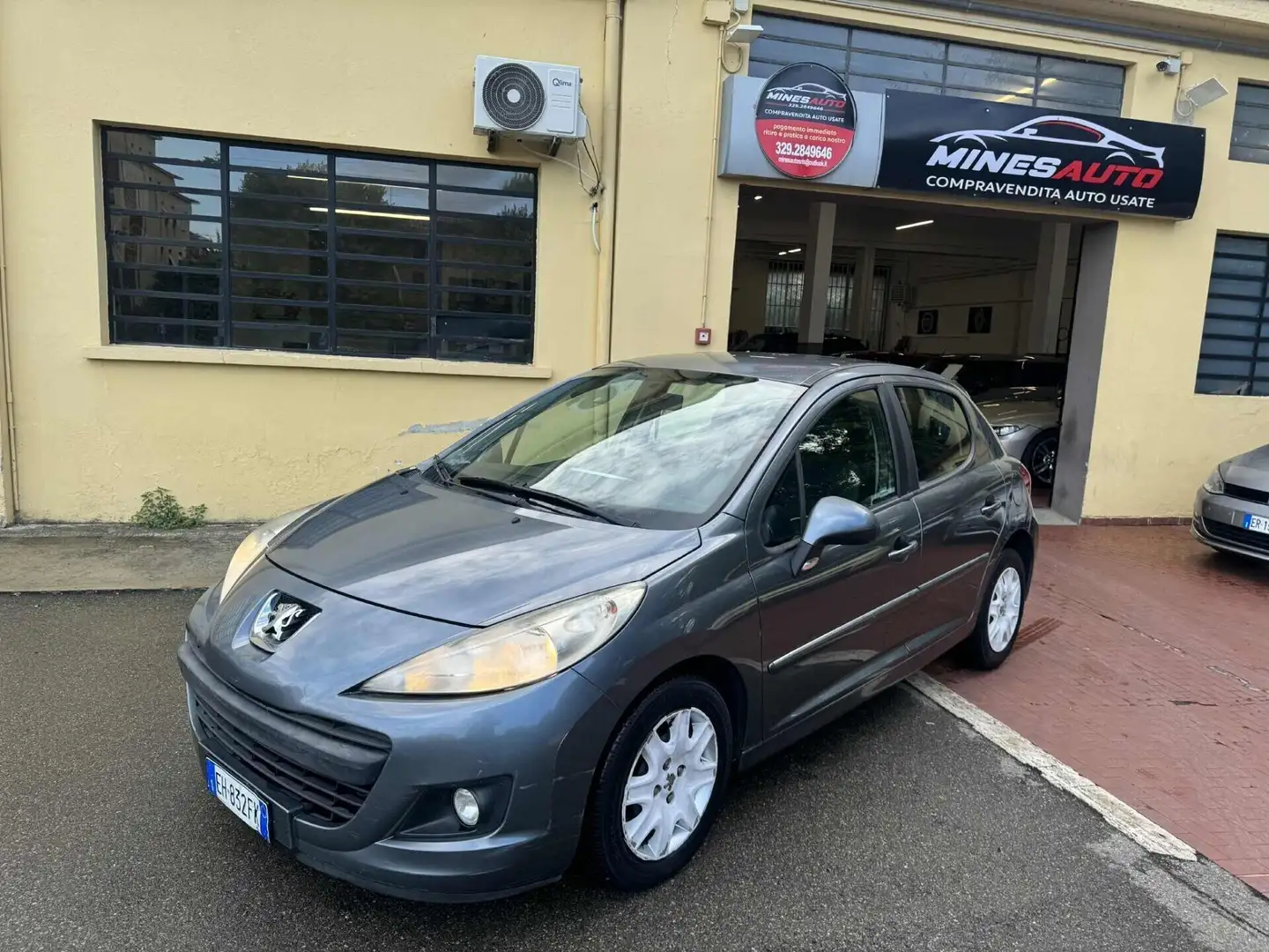 Peugeot 207 207 5p 1.4 8v Energie eco-Gpl 75cv Gris - 1