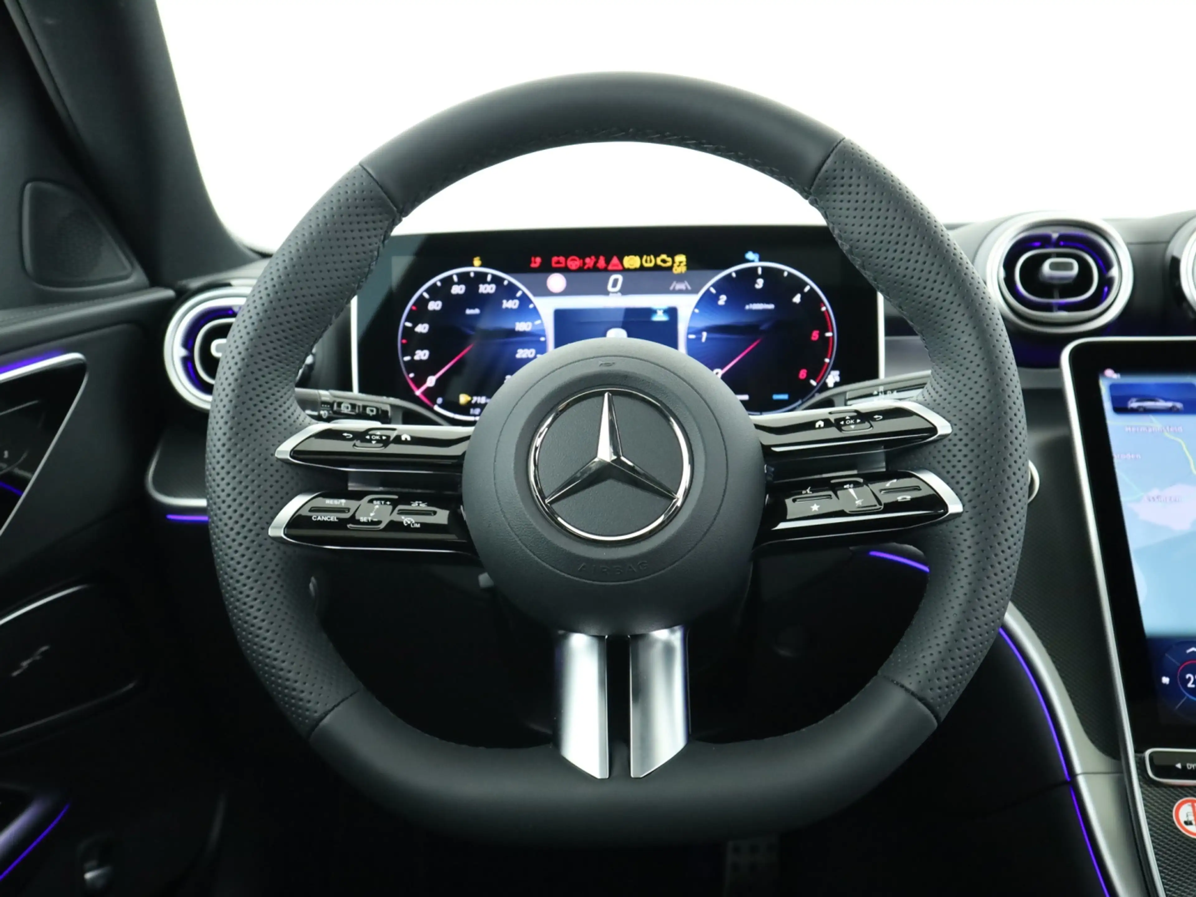 Mercedes-Benz C 220 d T-Modell 360 4xSHZ ACC AHK AUT DynLicht — photo 11