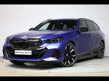 M60 xDrive Touring Kit M Sport