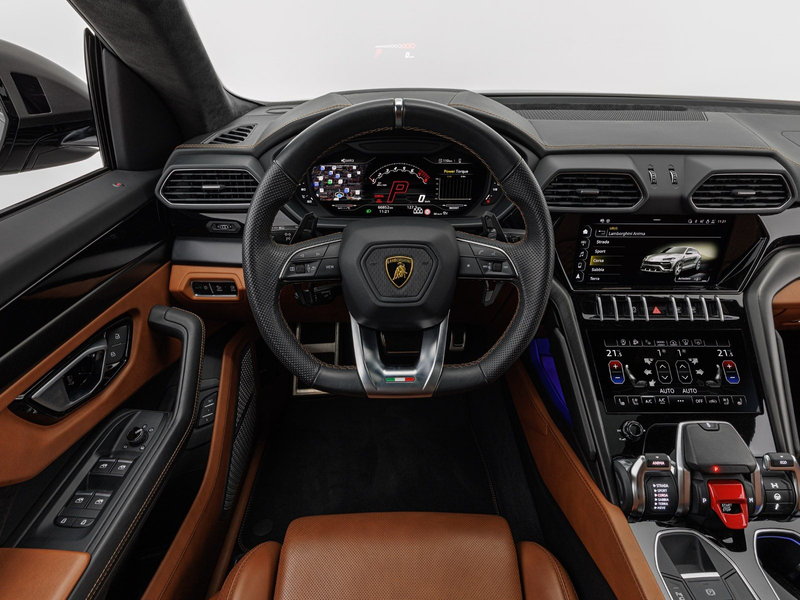 Lamborghini Urus — photo 7