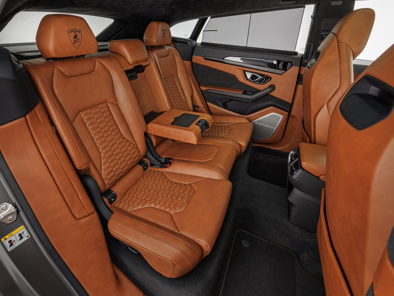 Lamborghini Urus — photo 15