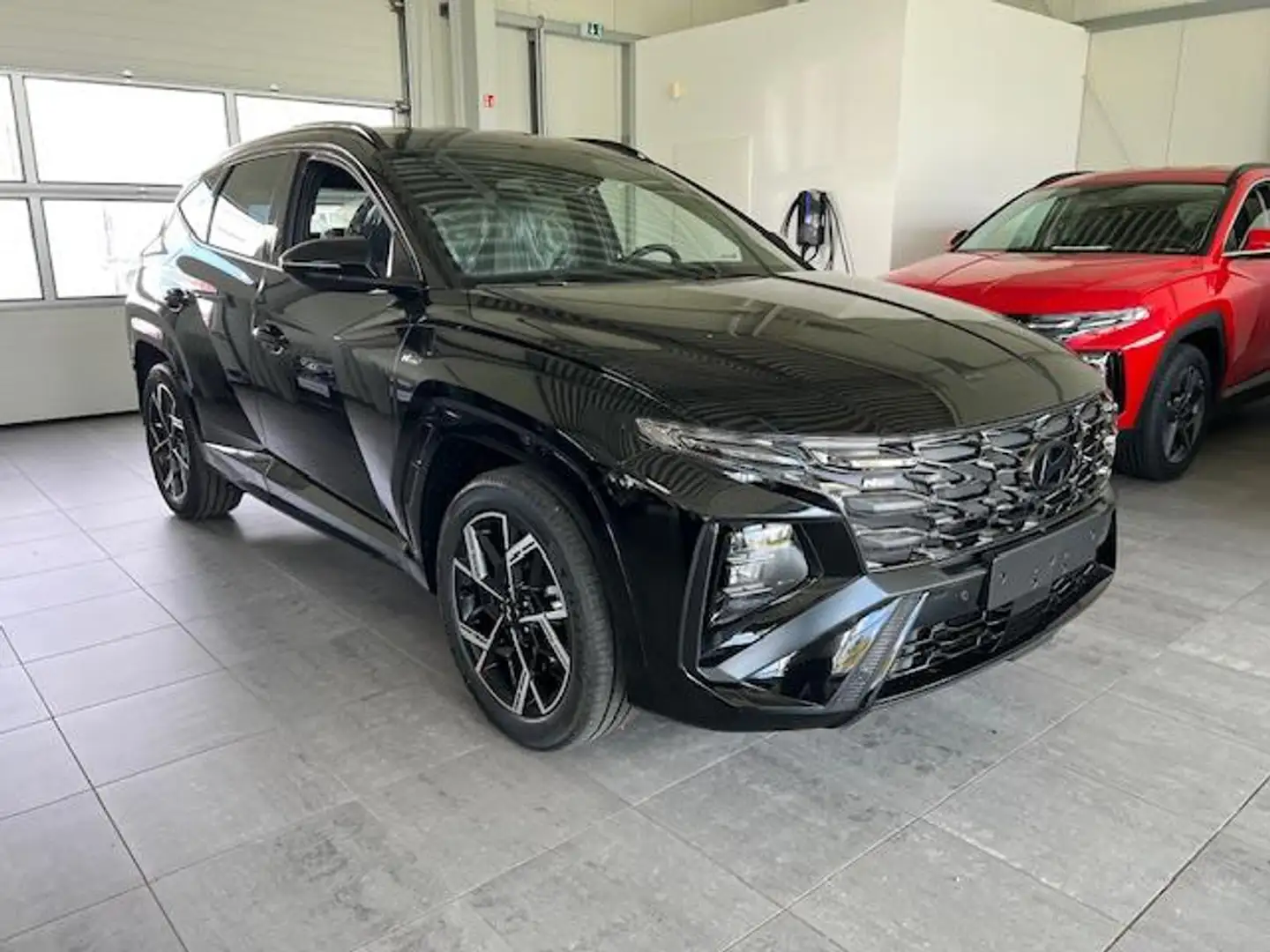Hyundai TUCSON FL 1.6 T-GDI 7-DCT  N-Line.LED.Navi.19"LM Schwarz - 1