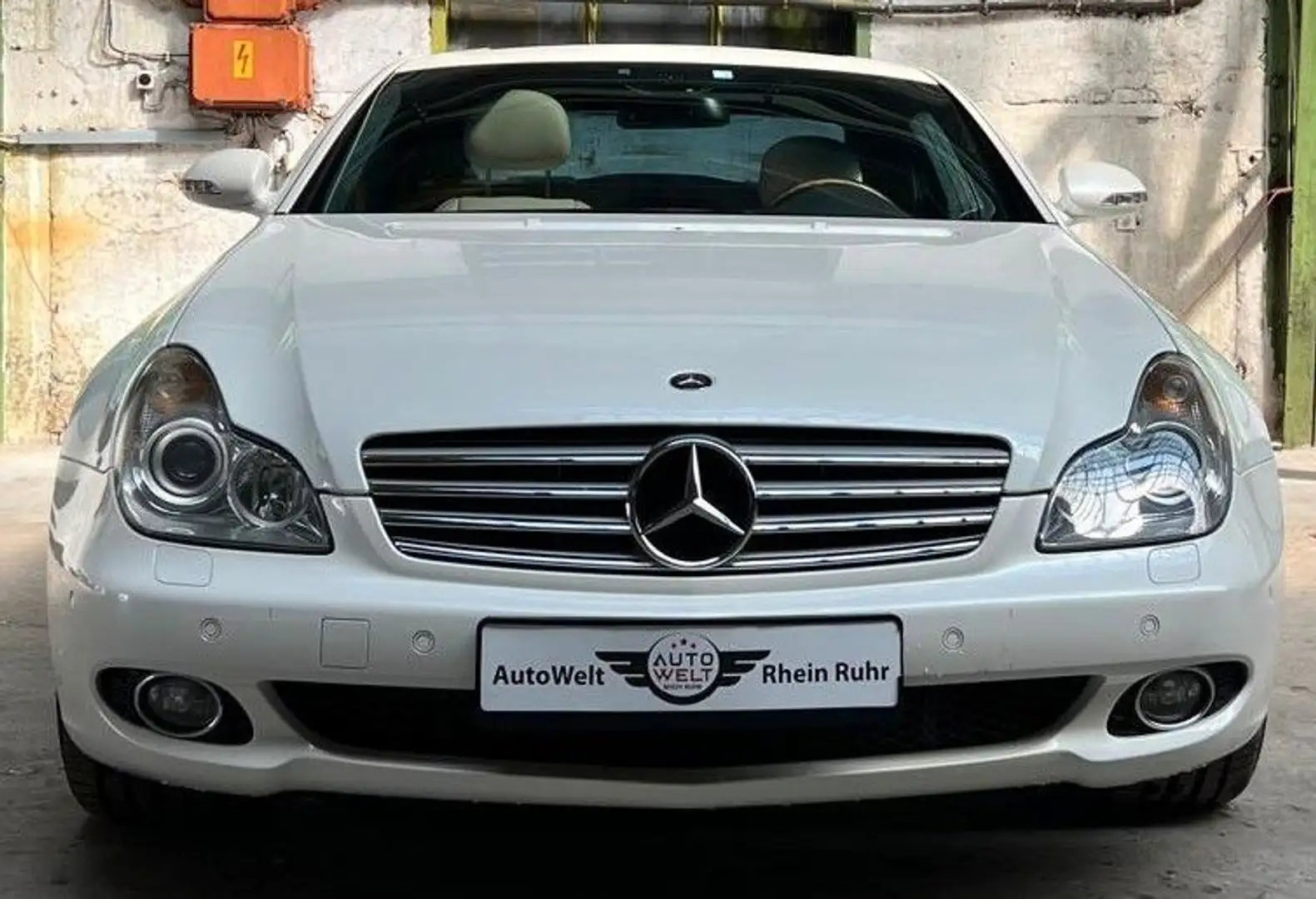 Mercedes-Benz CLS 350 Leder Weiß Designo Weiß 64TKM V6 Blanc - 2