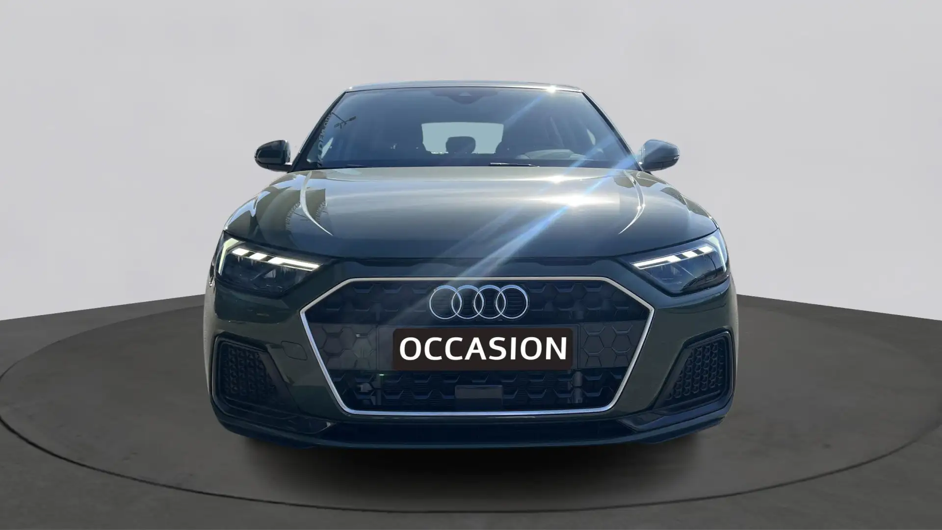 Audi A1 Sportback 25 TFSI 96pk Automaat Advanced Edition / Groen - 2