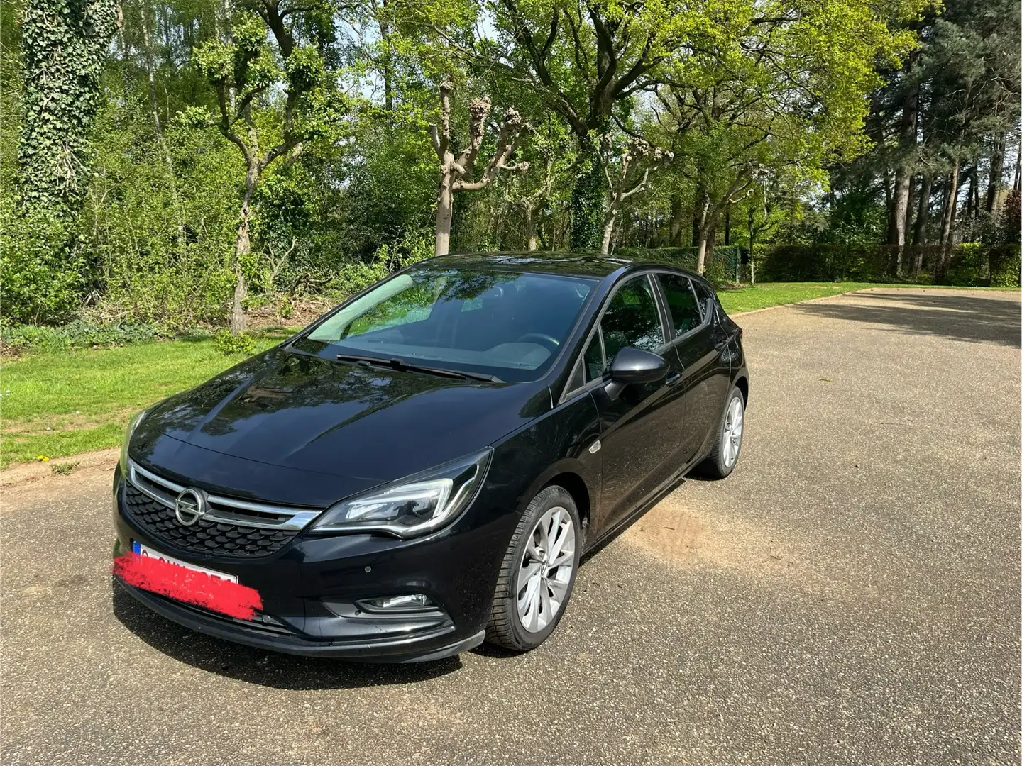 Opel Astra 1.4 Turbo ecoFLEX Start/Stop Edition Zwart - 1