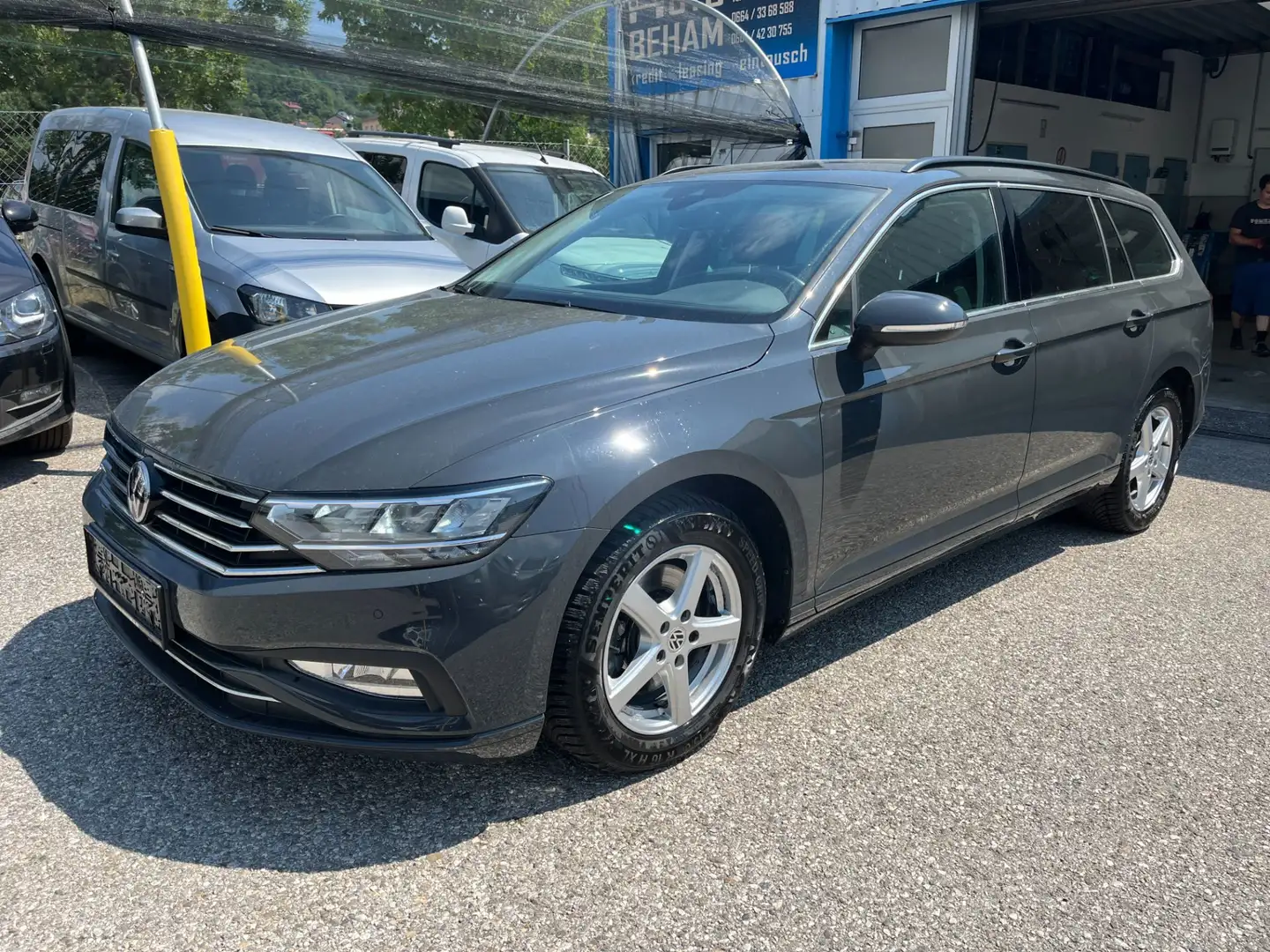 Volkswagen Passat Variant Business 2,0 SCR TDI DSG LED-ACC-Carplay Grau - 1