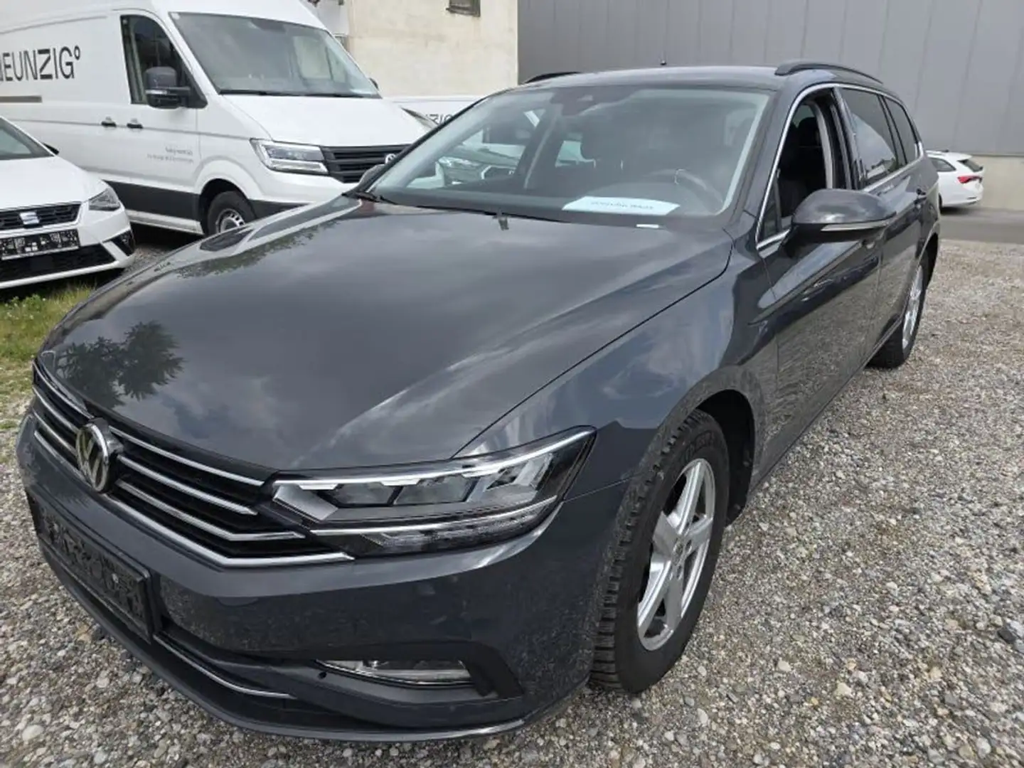 Volkswagen Passat Variant Business 2,0 SCR TDI DSG LED-ACC-Carplay Grau - 1