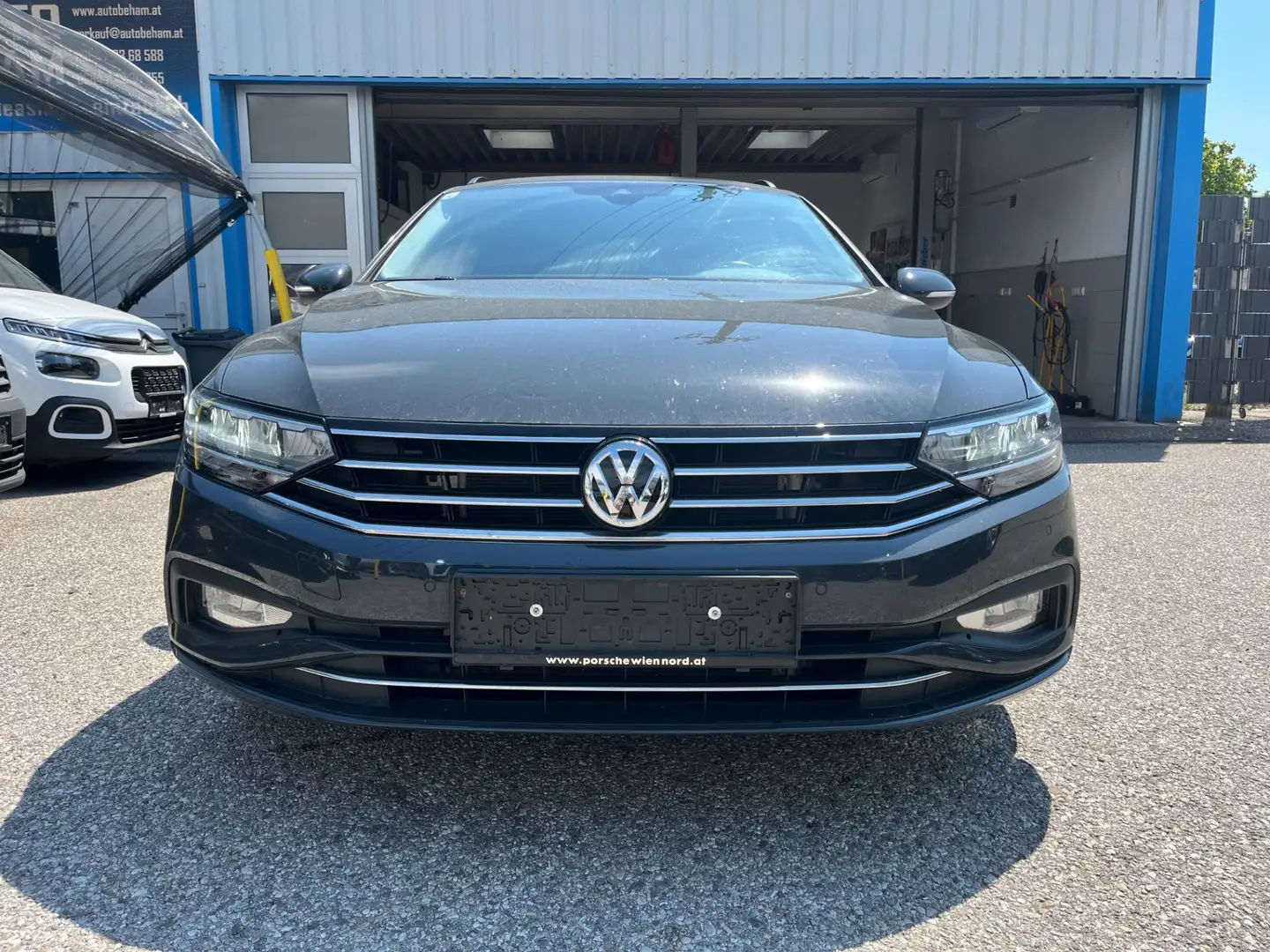 Volkswagen Passat Variant Business 2,0 SCR TDI DSG LED-ACC-Carplay Grau - 2