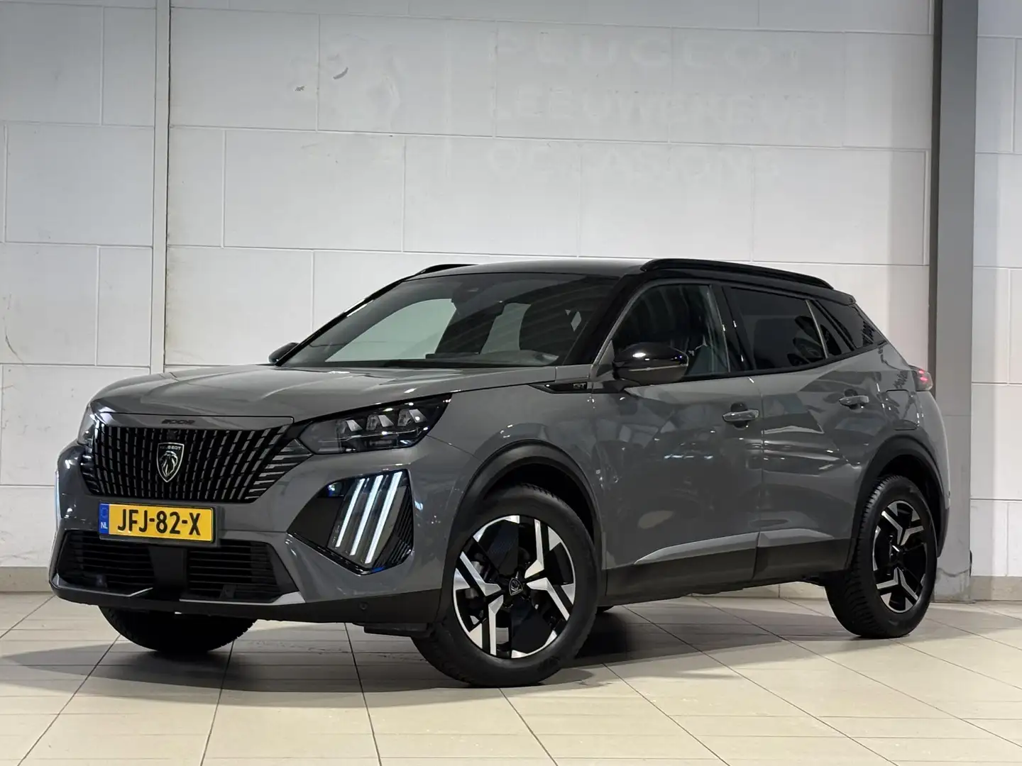 Peugeot 2008 GT 1.2 Turbo 130pk EAT8 | KEYLESS ENTRY | ADAPTIVE Gris - 2