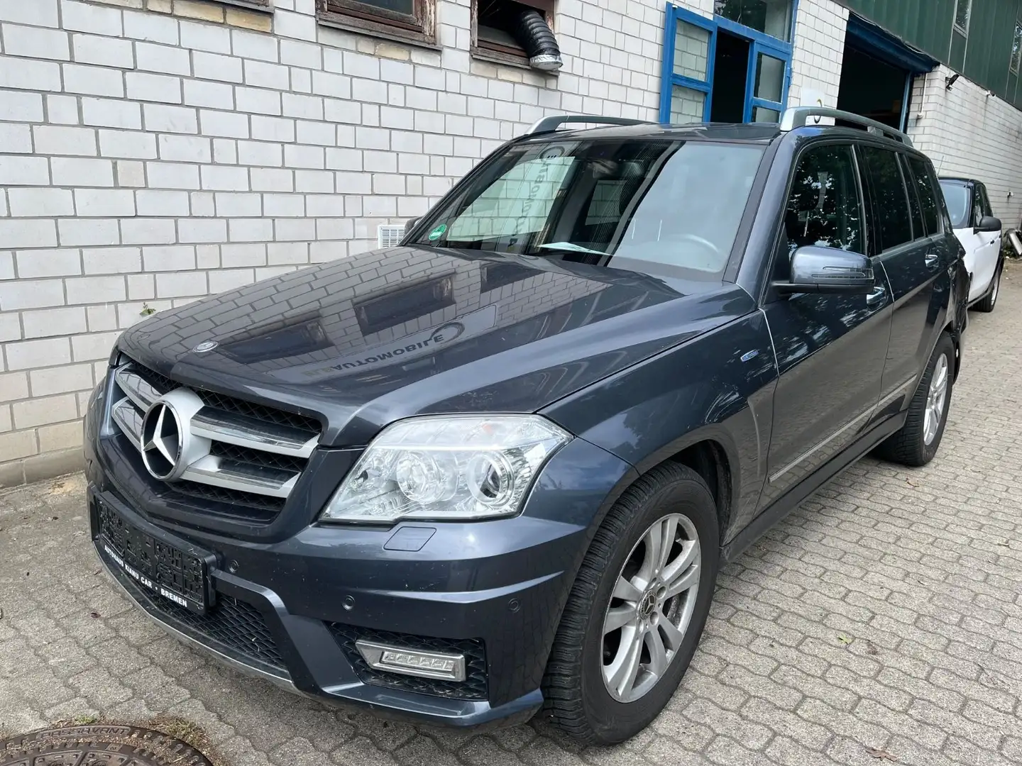 Mercedes-Benz GLK 250 CDI BlueEfficiency 4Matic AMG-Paket Grijs - 2