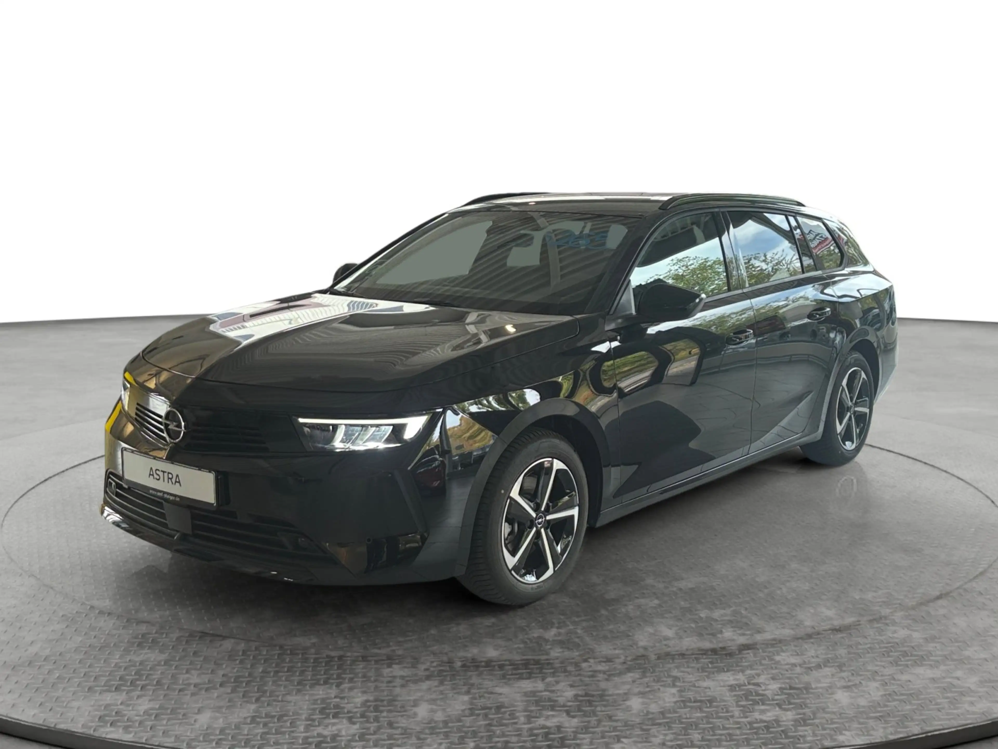 Opel Astra L Sports Tourer 1.2 Turbo Edition KlimaA — photo 2