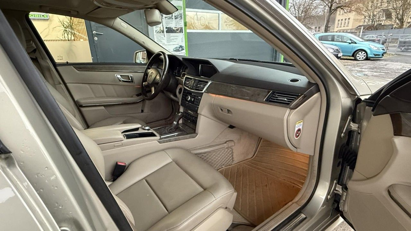 Mercedes-Benz E 220 CDI*Automatik*Pano*Xenon*Klima*Pdc* Klima — photo 15