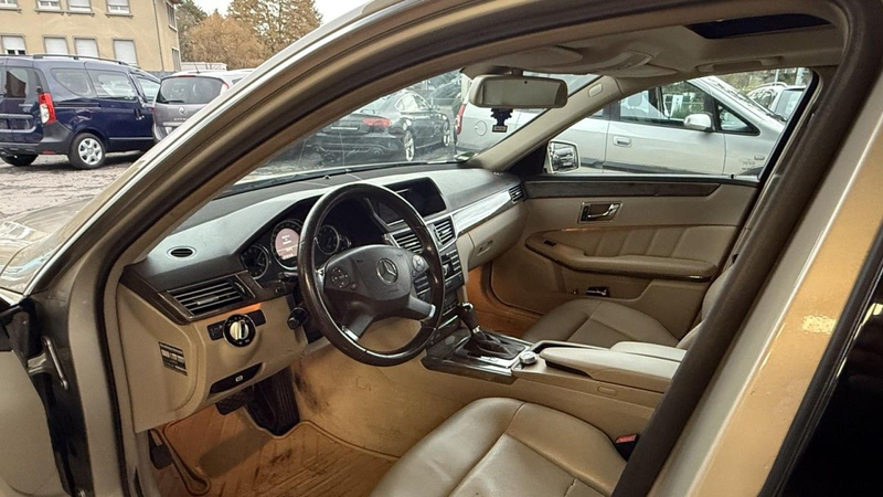 Mercedes-Benz E 220 CDI*Automatik*Pano*Xenon*Klima*Pdc* Klima — photo 9