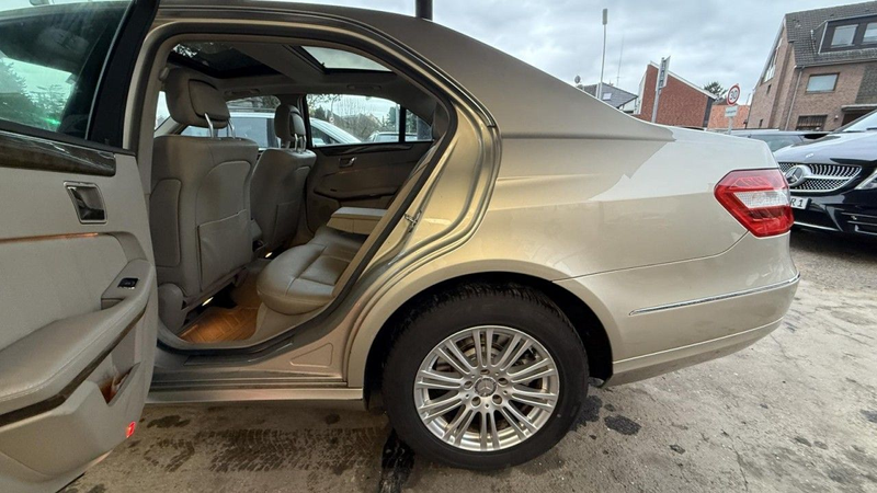 Mercedes-Benz E 220 CDI*Automatik*Pano*Xenon*Klima*Pdc* Klima — photo 11