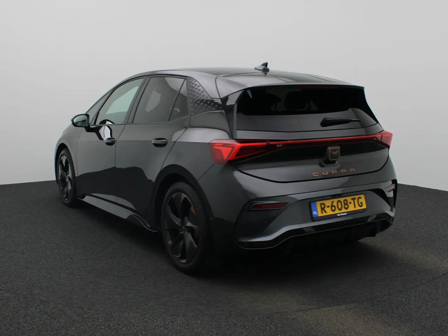 CUPRA Born Performance One 62 kWh | Achteruitrijcamera | ACC Grijs - 2