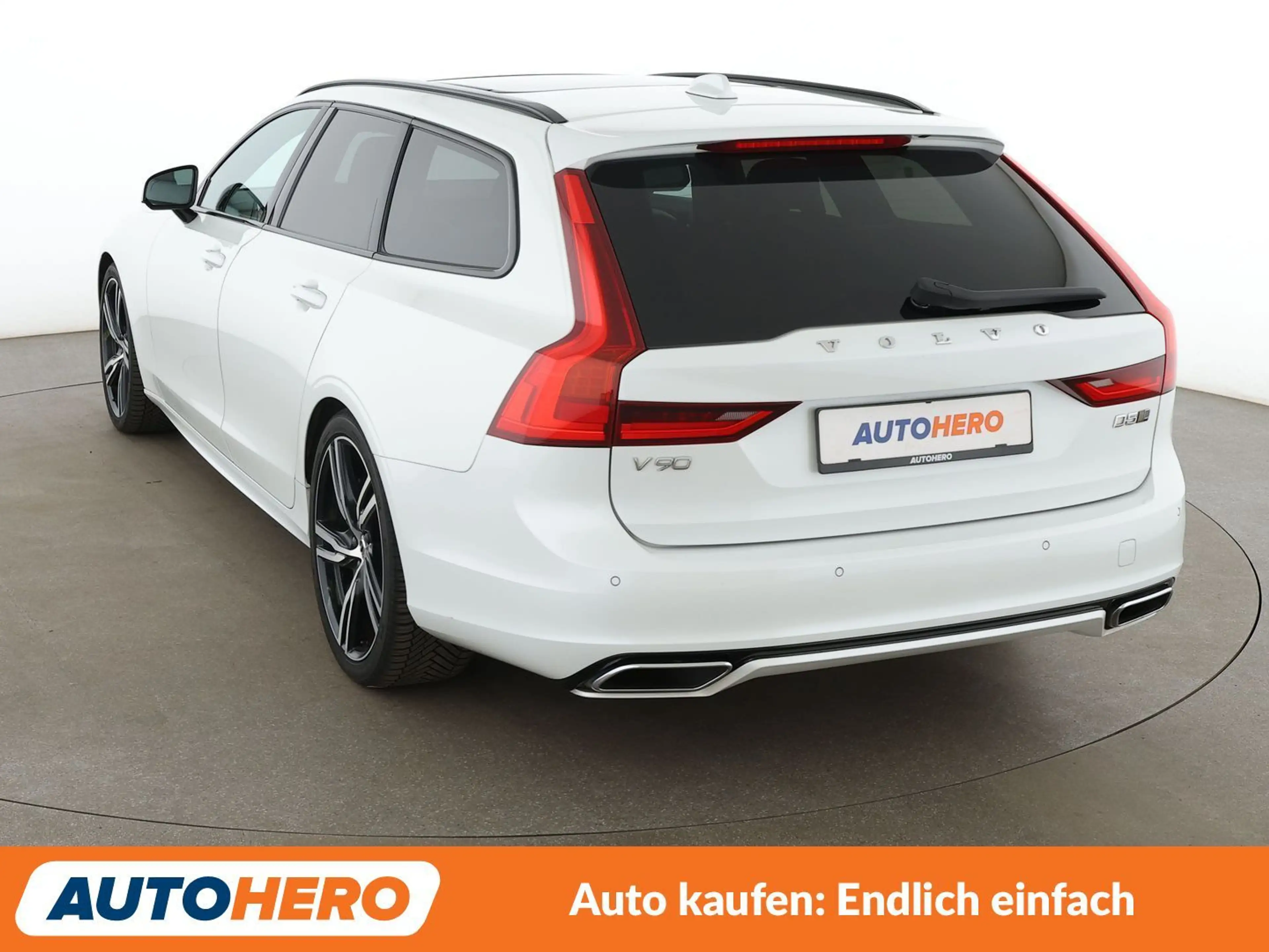 Volvo V90 2.0 D5 R-Design AWD Aut.*NAV*LED*PANO*CAM*SHZ* — photo 4