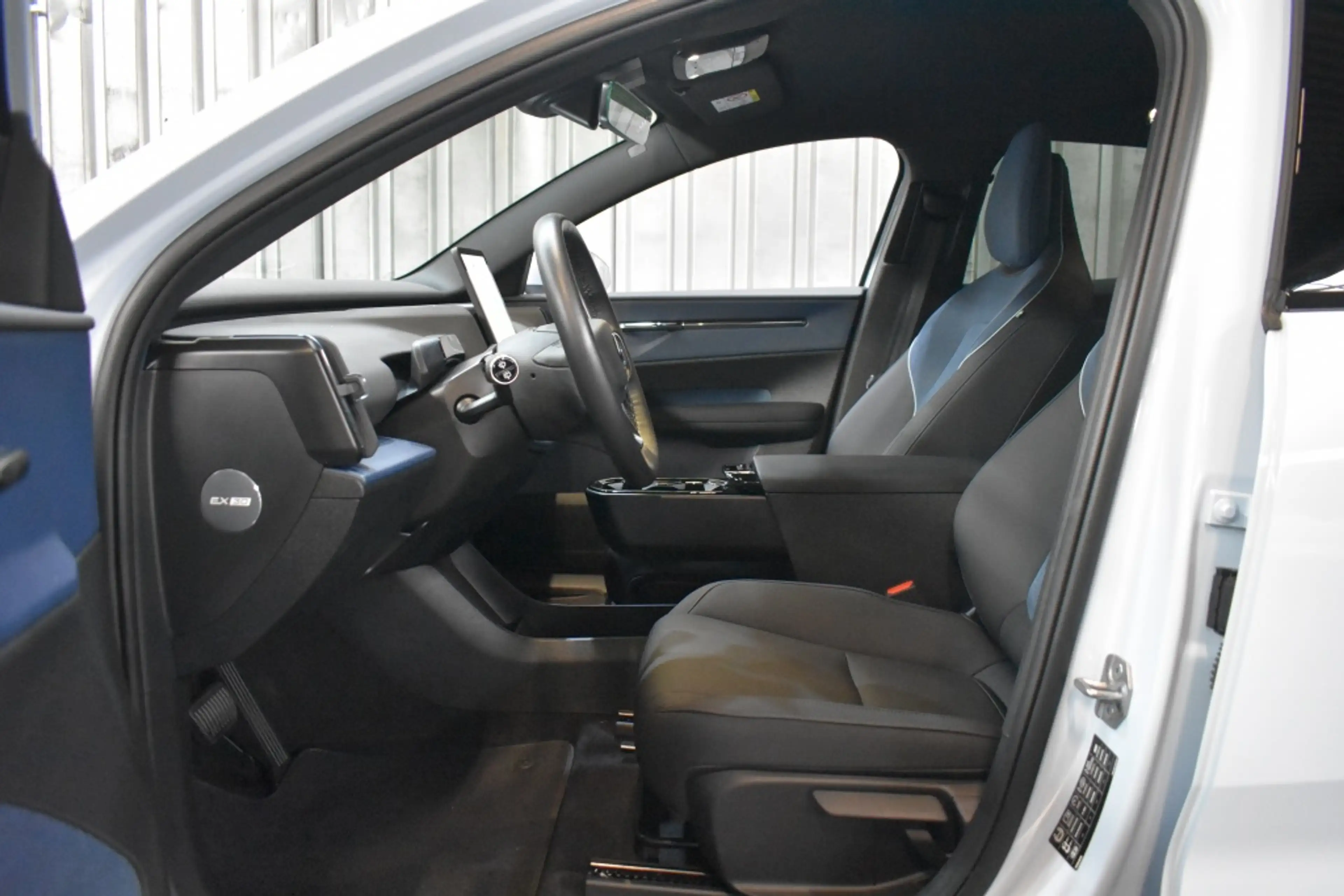 Volvo EX30 Single Motor Extended Core 69 kWh/271pk | Climate — photo 10