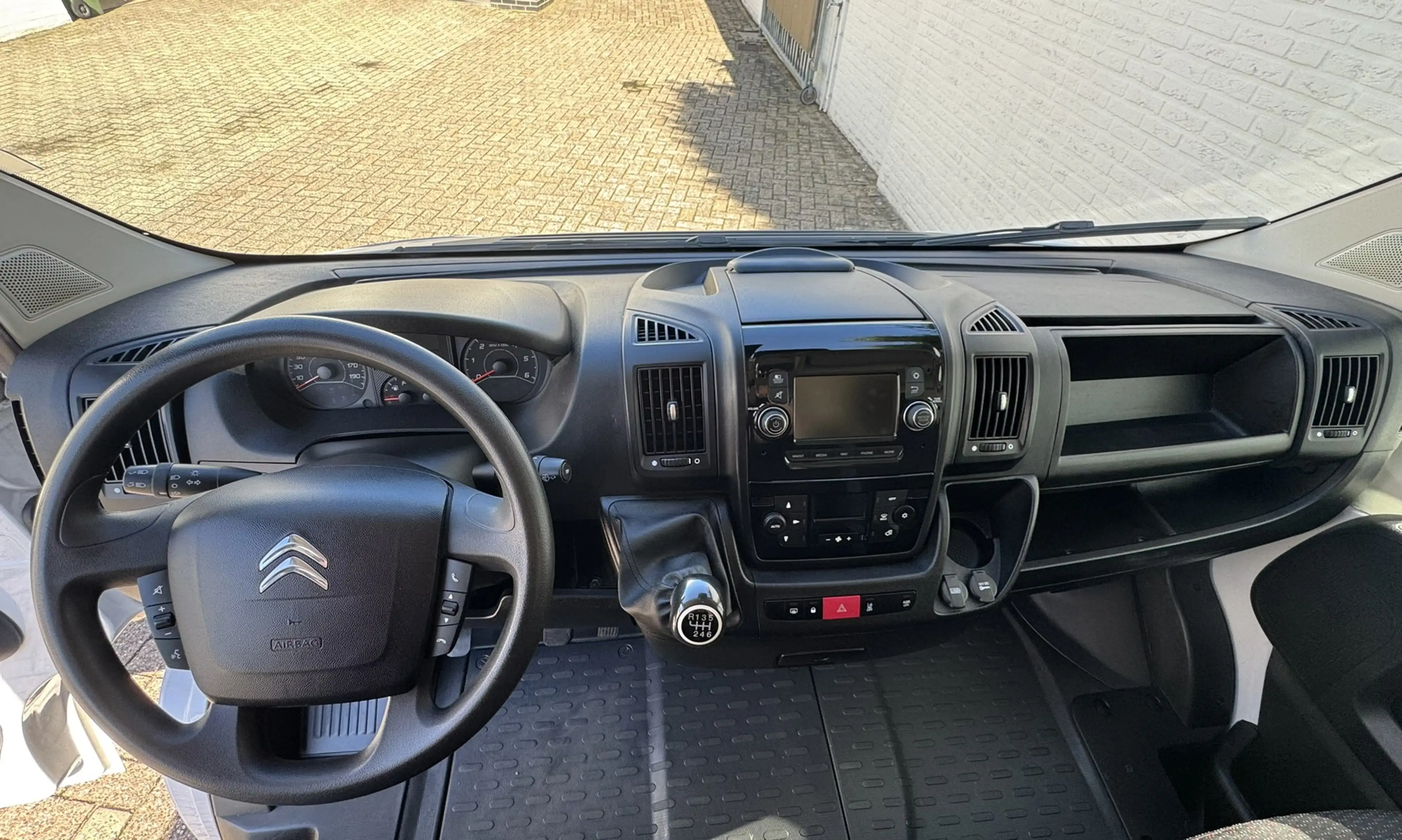 Citroen Jumper 35 2.2 BlueHDi 140 L3H2 Driver Camera Clima Cruise — photo 2