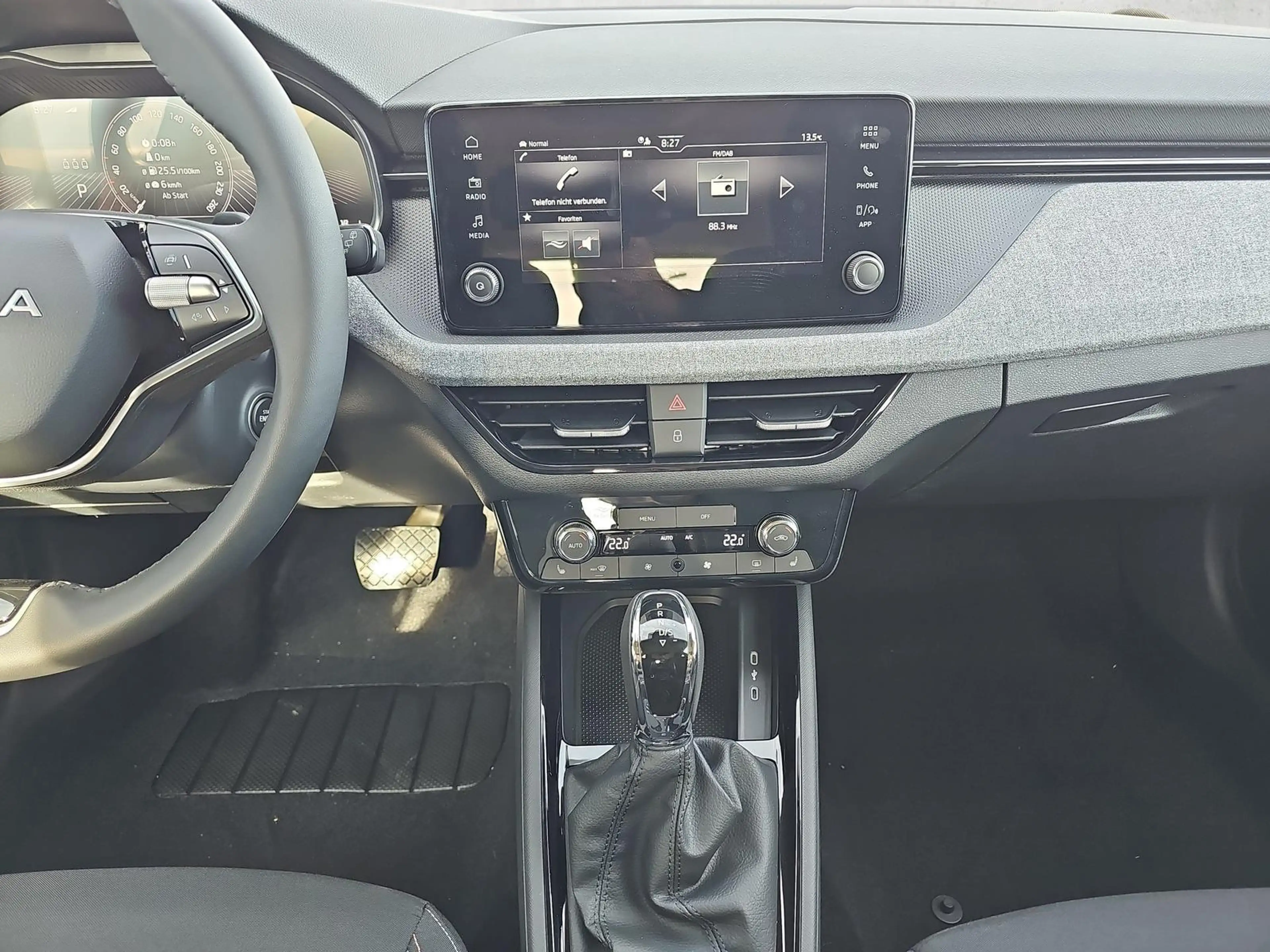 Skoda Kamiq Selection 1.5 TSI DSG / Rückfahrkamera 110 kW (... — photo 12