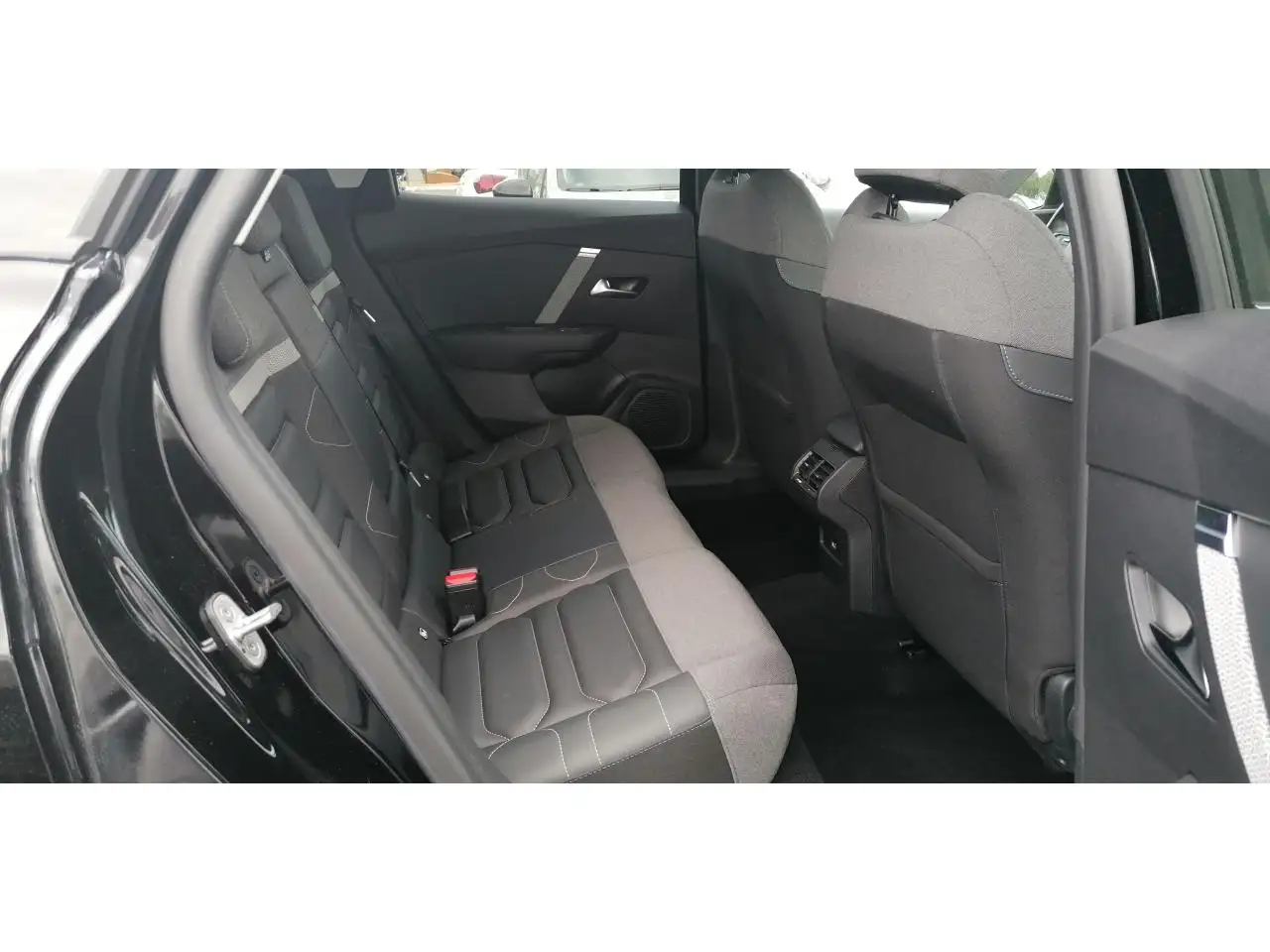 Citroen C4 Berline — photo 21
