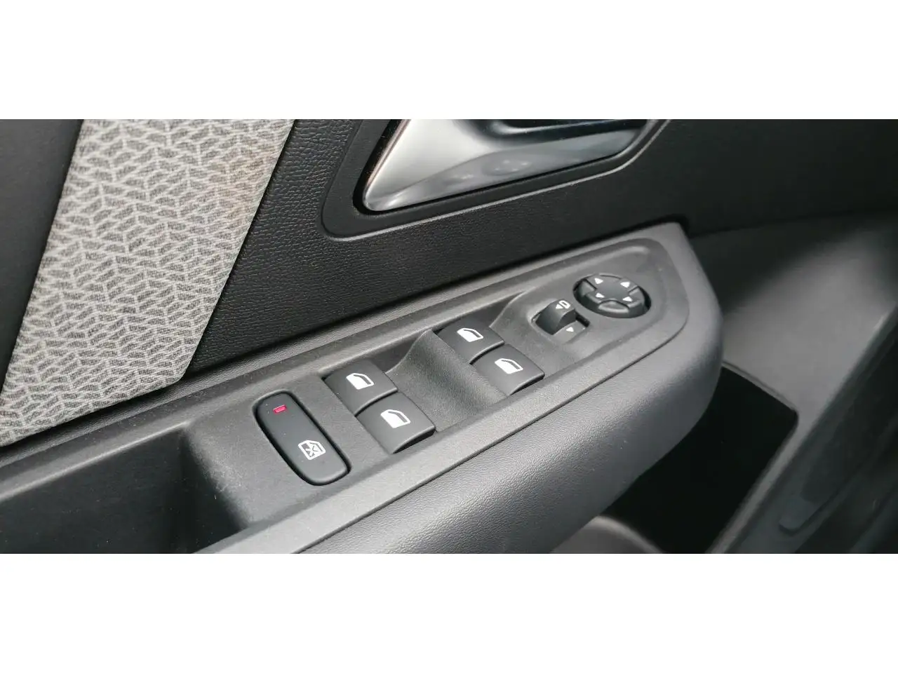 Citroen C4 Berline — photo 14