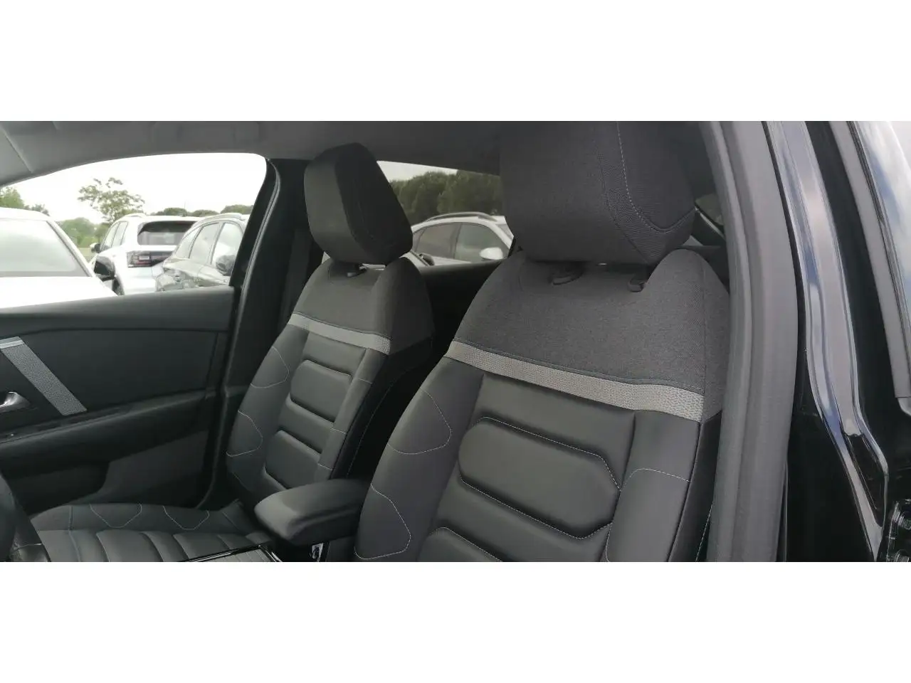 Citroen C4 Berline — photo 6