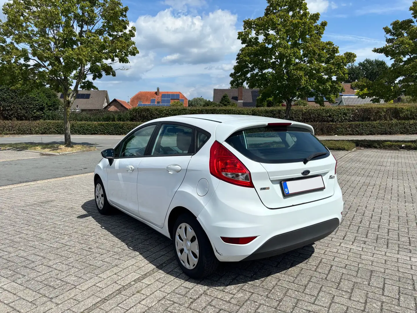 Ford Fiesta Wit - 2