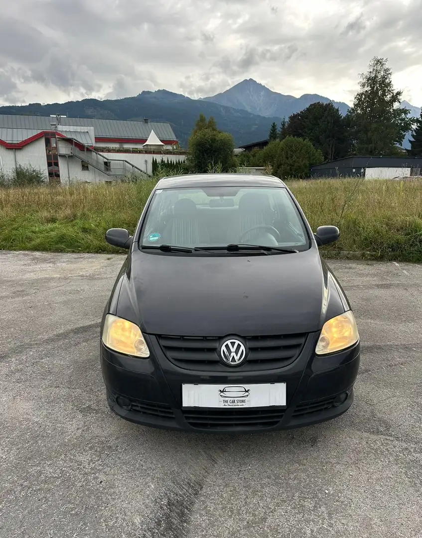 Volkswagen Fox Basis Schwarz - 2