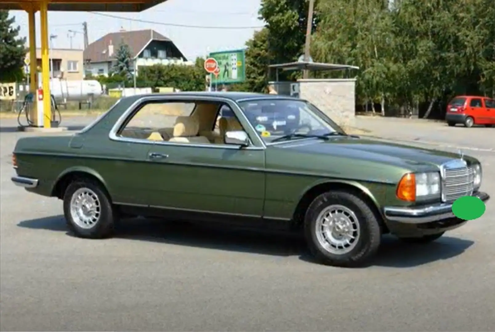 Mercedes-Benz 230 230 E Groen - 2