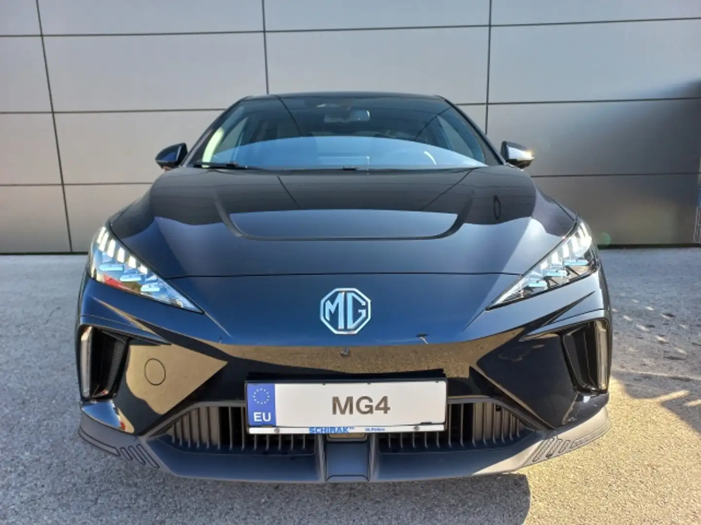 MG MG4 MG4 Luxury 64kWh Led Nero - 2