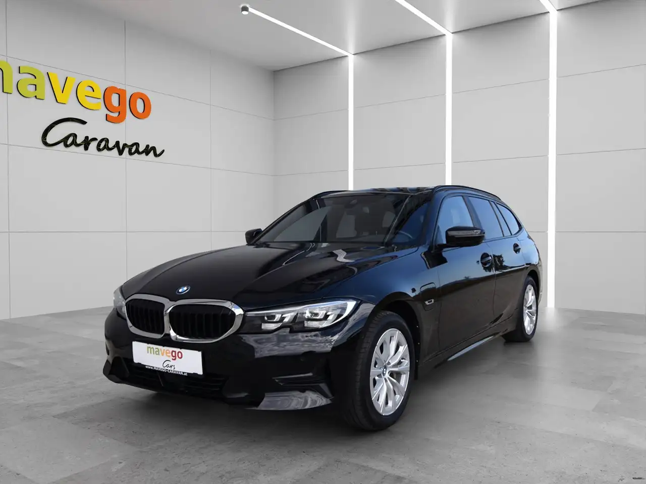BMW 330