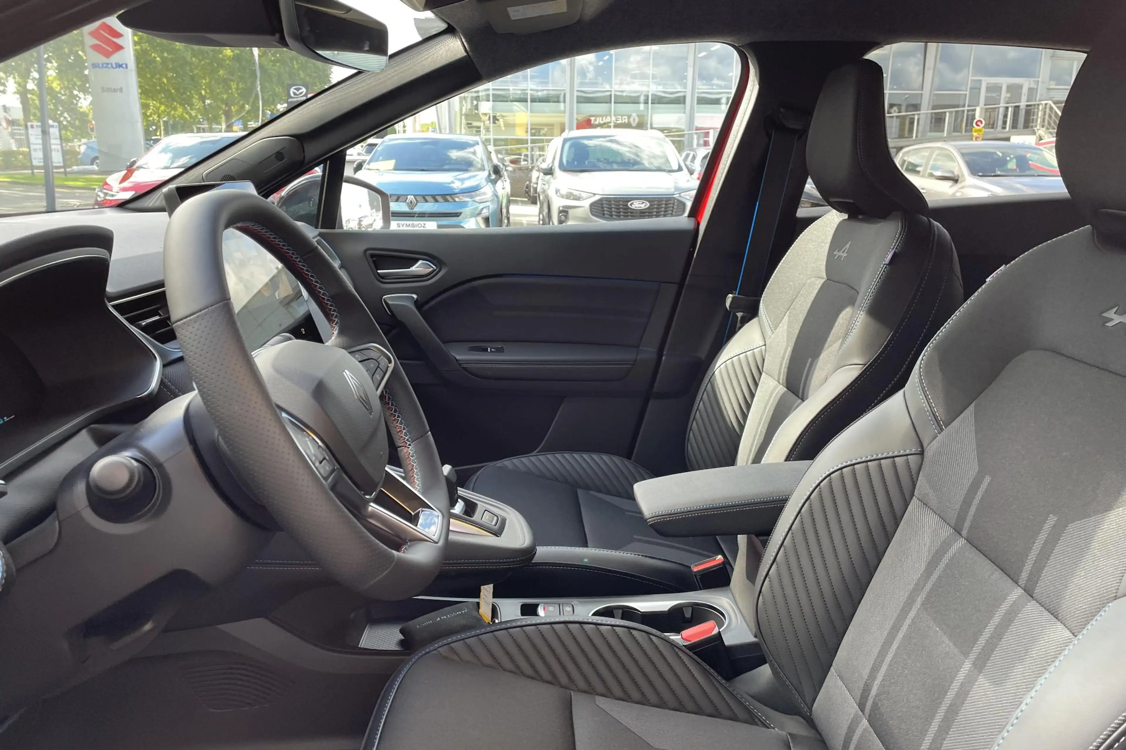 Renault Symbioz 1.8 E-Tech full hybrid 160 esprit Alpine | Pack Dr — photo 11